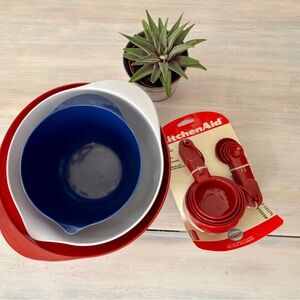 NWT KitchenAid Measuring Cups & Spoons Set + 3 Mixing Bowls (Red/White/Blue)